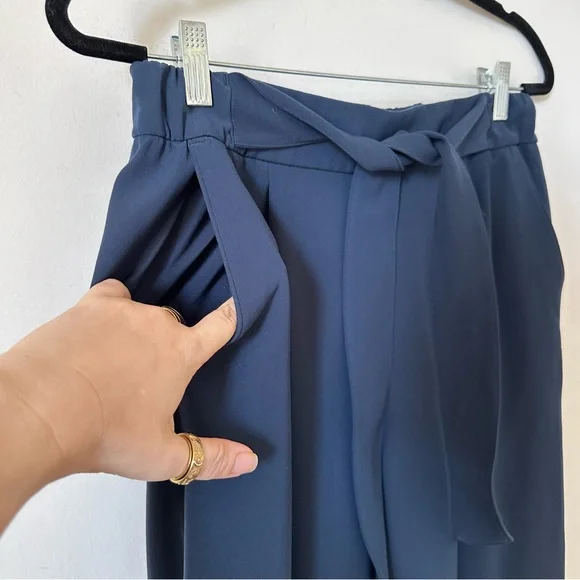 Lululemon Noir Wide Leg Pants In True Navy Size 10 - Picture 6 of 7